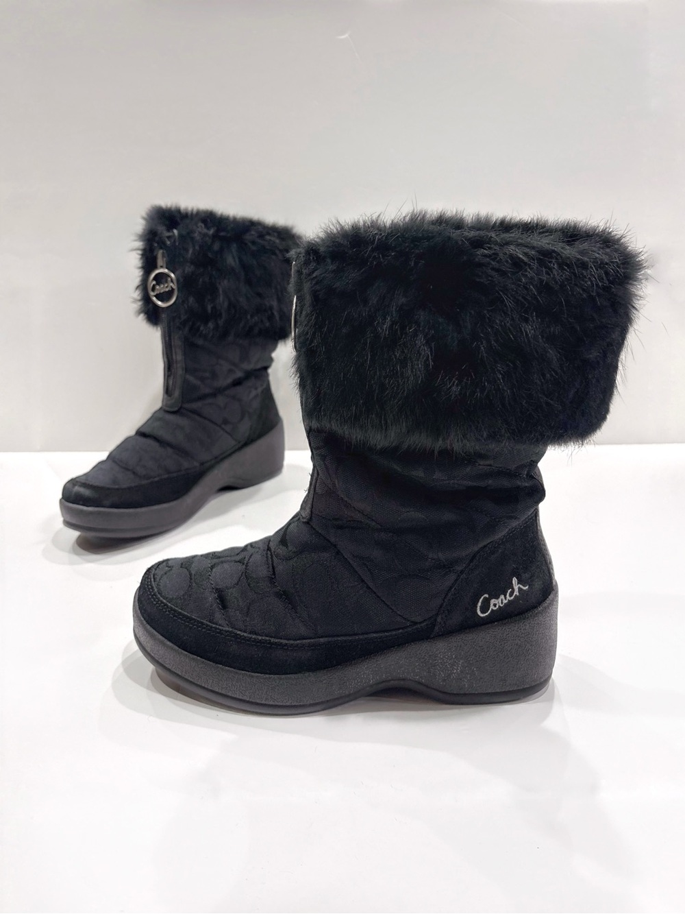 Coach Women Size 8 Black Canvas Faux Fur Zip Winter Boots Wedge Y2K Casual